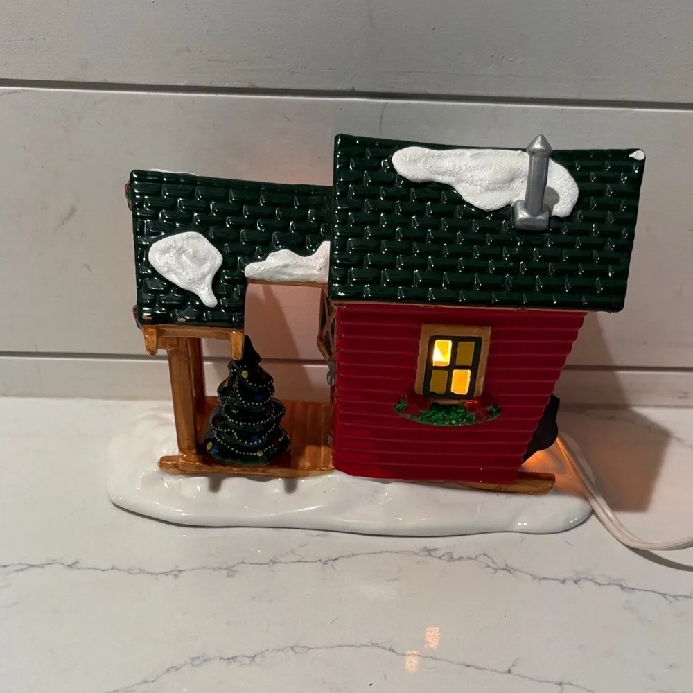 Charming Red and Green Holiday House Decor